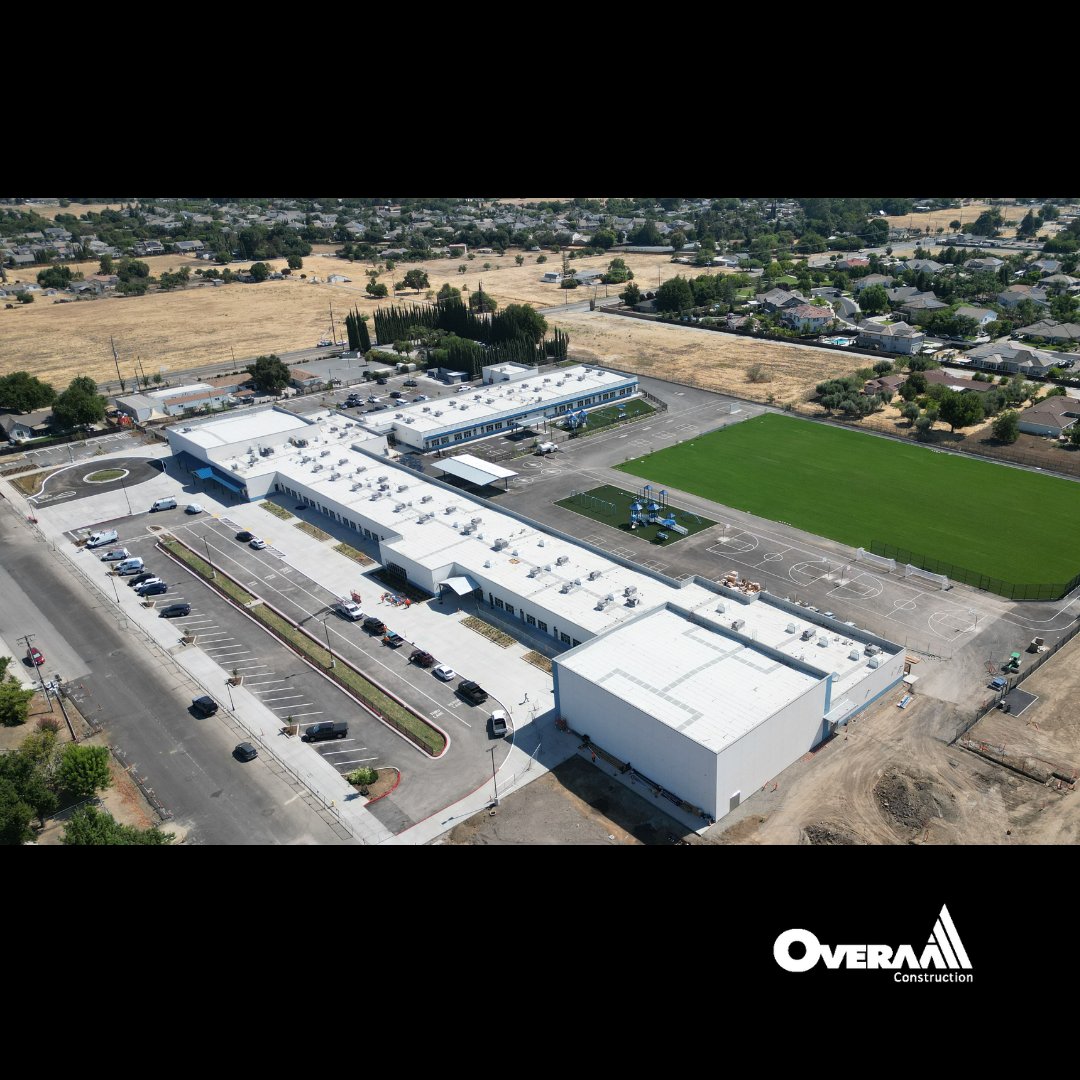OveraaConstruct's tweet image. Overaa was honored to attend Brentwood USD’s dedication ceremony for the new Isaac Montañez Elementary School. Designed &amp;amp; built by Overaa / @multistudio_  + Cumming Group team, the new school stands as a testament to Mr. Montañez&apos;s 30+ years legacy with the District.
@deatonbusd