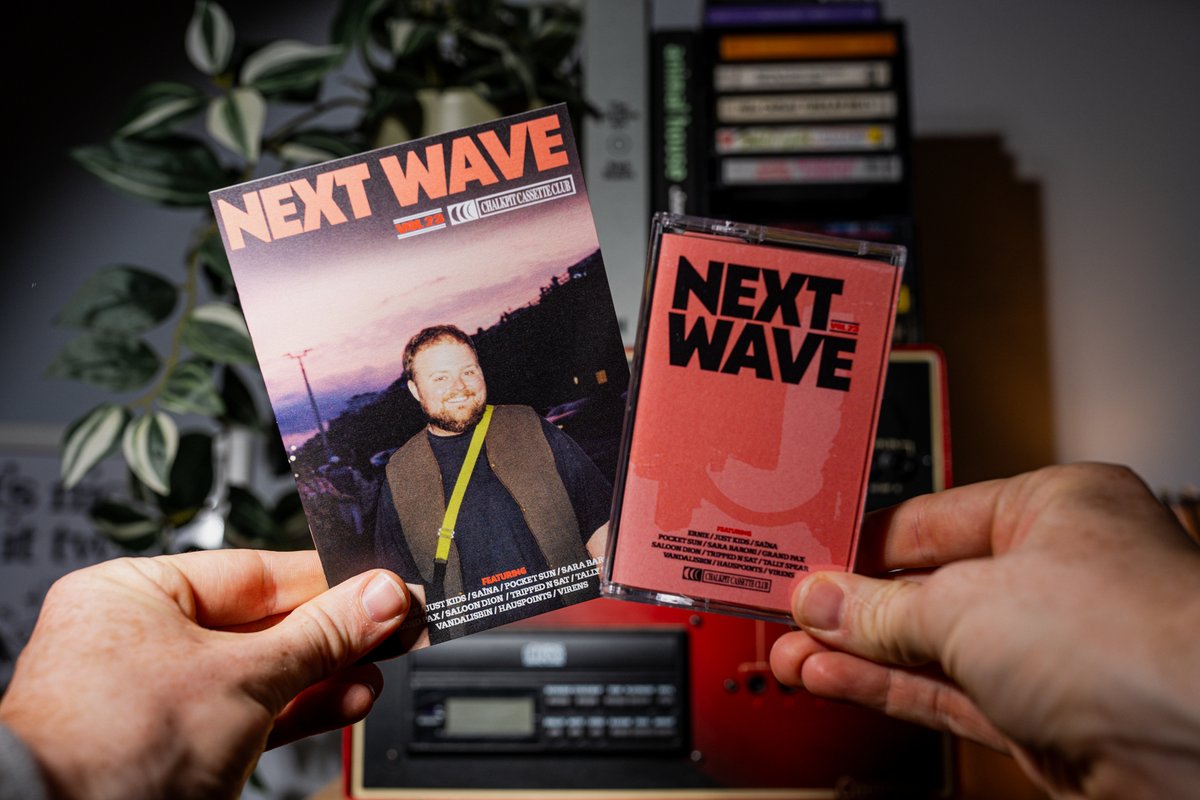 ERNIE (@erniethechef) on Twitter photo this is cool! delighted to have ‘vineyard towns’ featured in the latest issue of #nextwavecassettemagazine - a monthly new music magazine that comes with a ltd edition mixtape too!
head over to <a href="/chalkpitrecords/">Chalkpit Cassette Club</a> to get yr copy!🤘
chalkpitcassetteclub.com/next-wave-subs… this is cool! delighted to have ‘vineyard towns’ featured in the latest issue of #nextwavecassettemagazine - a monthly new music magazine that comes with a ltd edition mixtape too!
head over to <a href="/chalkpitrecords/">Chalkpit Cassette Club</a> to get yr copy!🤘
chalkpitcassetteclub.com/next-wave-subs…
