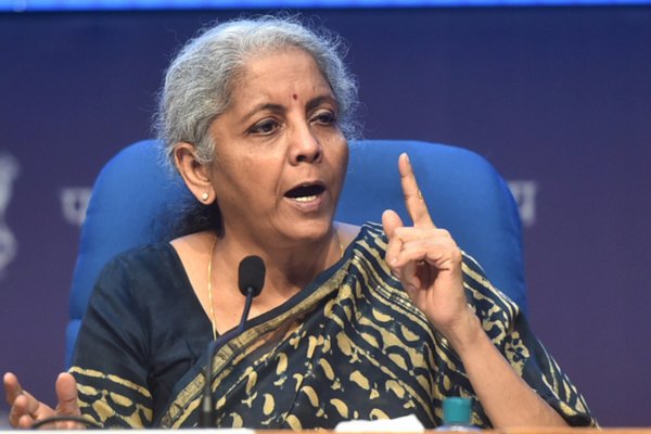 mrs_roh08's tweet photo. BIG BREAKING 🚨 

An FIR has been against Finance Minister Nirmala Sitharaman in the Electoral Bonds Extortion case. 

Shockwaves to BJP ⚡ https://t.co/GfTJKbON12