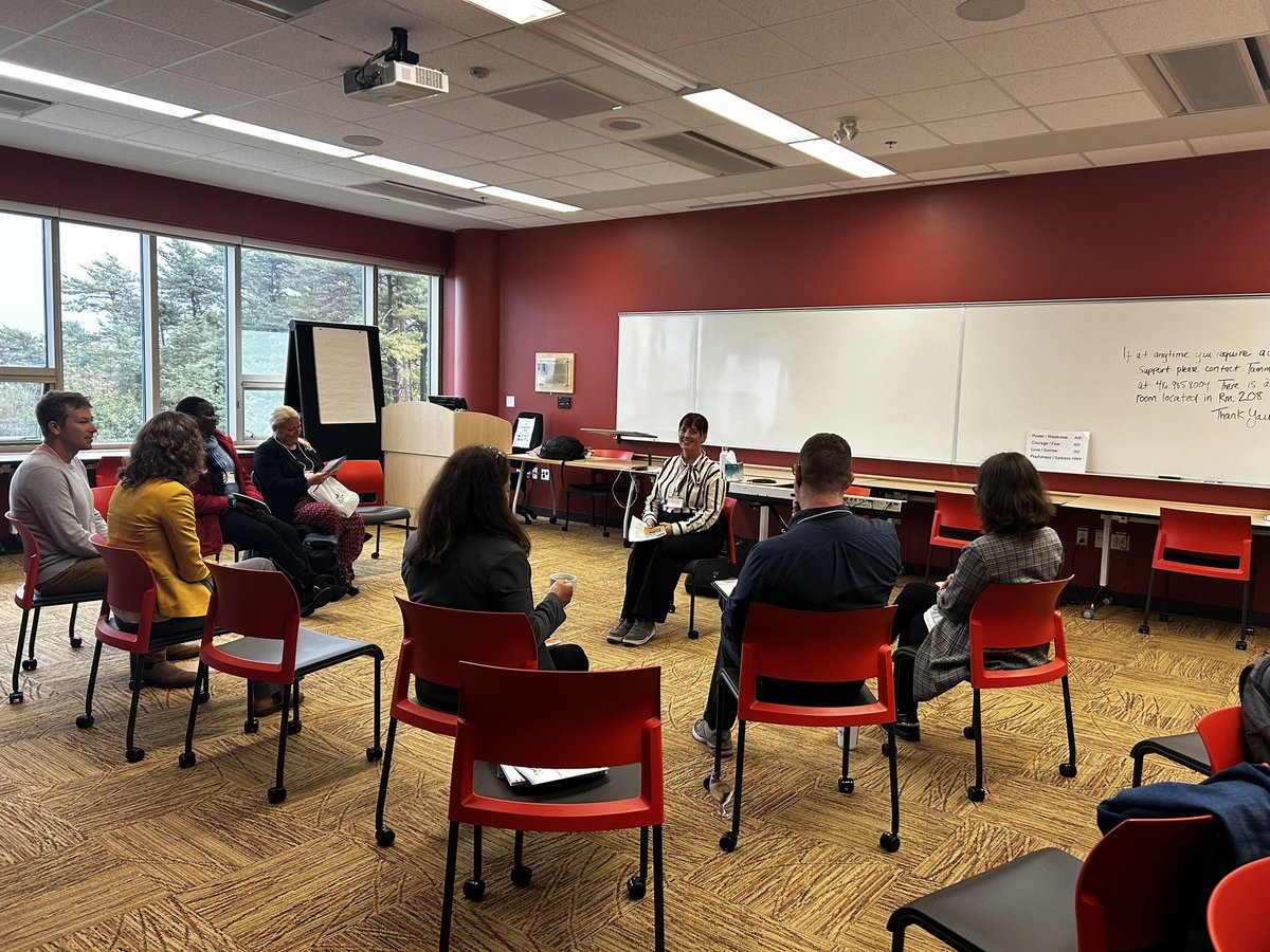 TMCultures's tweet image. Kicking off the 3rd annual TMC Network Symposium with a voice workshop from Mary Jane Wells @heroinetheplay Finding your voice for transformative change! #TMCsymposium #theorytoaction