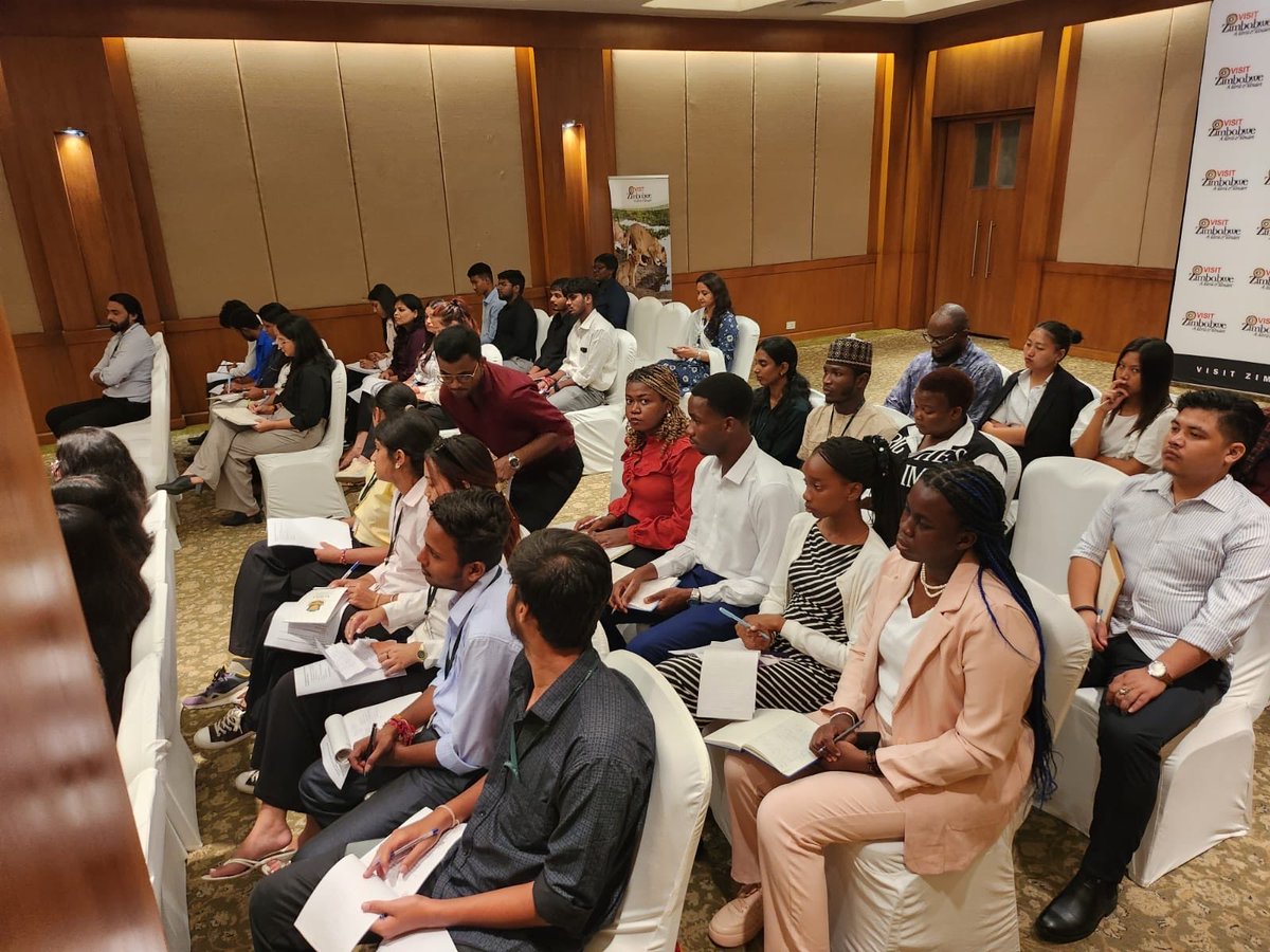 stellankomo's tweet photo. Today we hosted Bachelors &amp; Masters students from NOIDA University, Dpt of IR. I presented on The role of Diplomacy&amp; Functions of our mission in India. We also dissected our Foreign Policy, and touched on Cultural &amp; Sports diplomacy. The students hungry for the Zimbabwean story. https://t.co/Eea6b4Eb4k