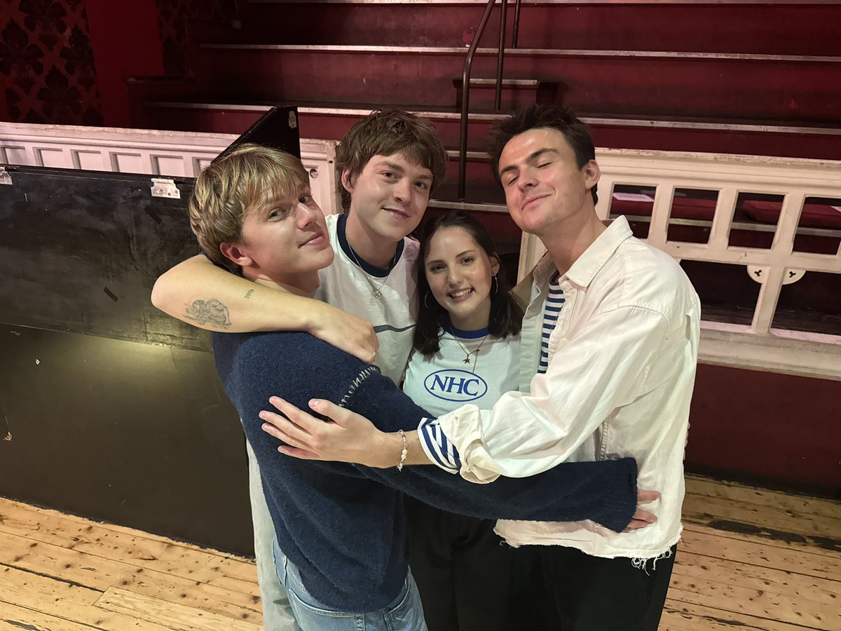 rebs 𑣿 tweet media