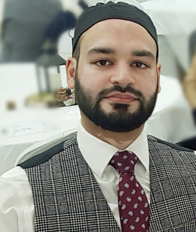 National NHS Muslim Network (@nhsmuslimnet) on Twitter photo Thank you & final goodbye to our outgoing Executive Team!
Abu Bakr Banaras, Head of Islamic Advice, thank you for your support. You have been invaluable in your Islamic knowledge & your support to our members (&us!).
<a href="/Shohail_Shaikh_/">Shohail Shaikh</a> <a href="/HalimaDagia/">Halima Dagia</a> <a href="/riyaz_patel1/">Riyaz Patel</a> Thank you & final goodbye to our outgoing Executive Team!
Abu Bakr Banaras, Head of Islamic Advice, thank you for your support. You have been invaluable in your Islamic knowledge & your support to our members (&us!).
<a href="/Shohail_Shaikh_/">Shohail Shaikh</a> <a href="/HalimaDagia/">Halima Dagia</a> <a href="/riyaz_patel1/">Riyaz Patel</a>