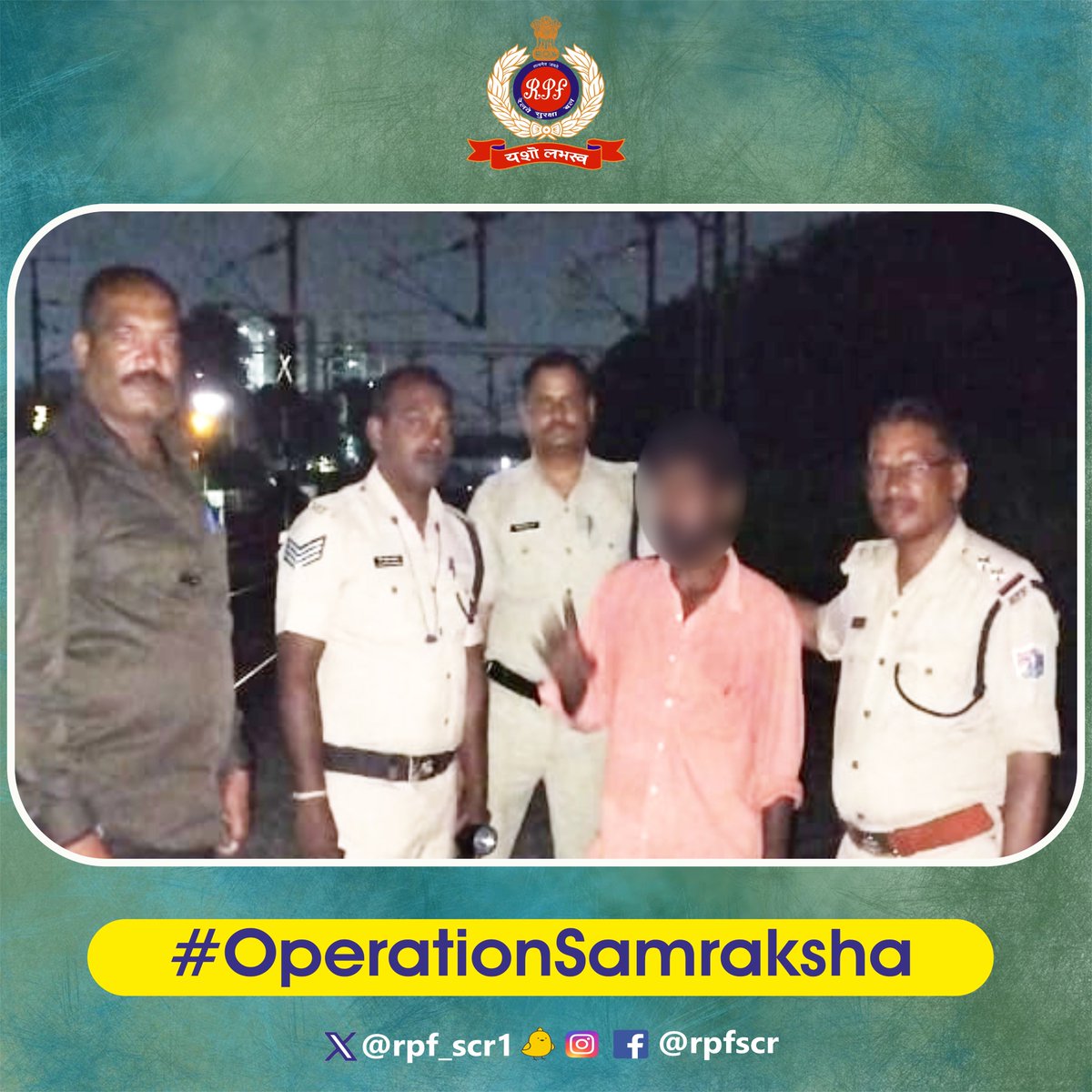rpf_scr1's tweet photo. Irresponsible actions put lives at risk. Respect Life, Respect Safety.
#RPF #Cherlapalli detained one involved in dangerous act of stone pelting on train between Moulali – Chearlapalli stations.
#OperationSamraksha
@RPF_INDIA @RailMinIndia @SCRailwayIndia @rpfscr_sc https://t.co/yyw2u7ndaM
