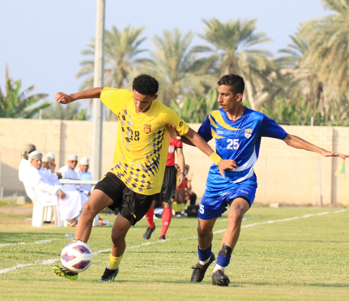 Alsuwaiq_sc's tweet photo. مقتطفات من الشوط الأول 
#السويق_عبري 
#دوري_تحت_17_سنة https://t.co/7c7ySFSen8