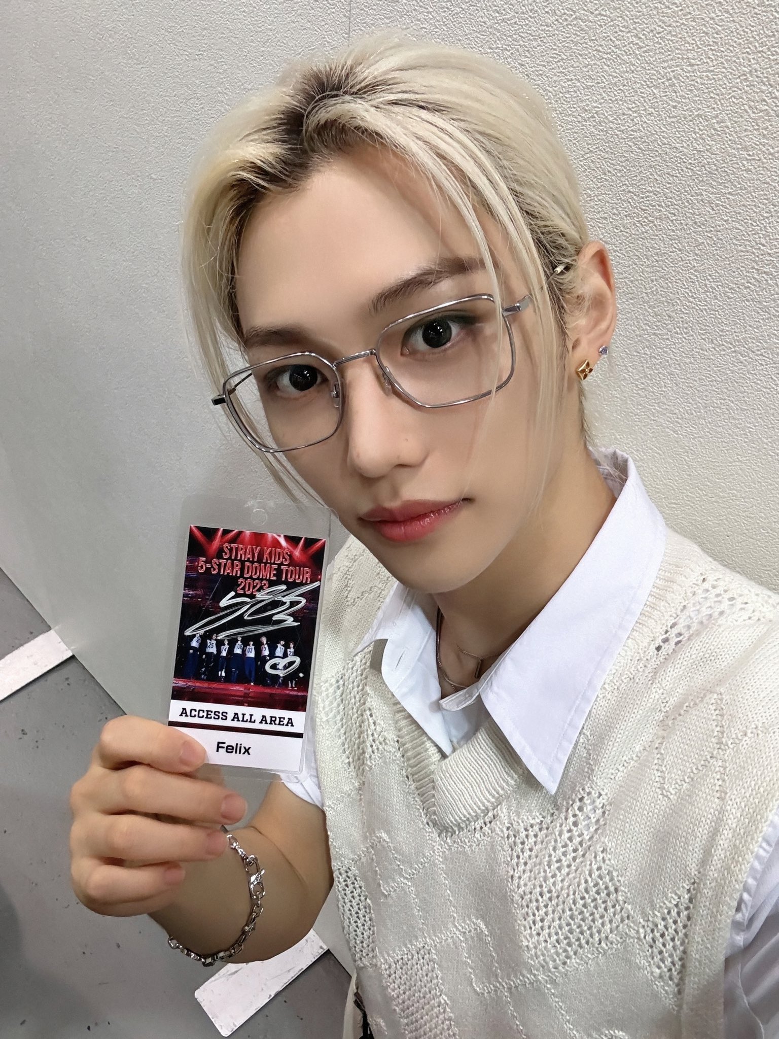 Stray Kids Japan Official on X: Stray Kids Japan Official on X: