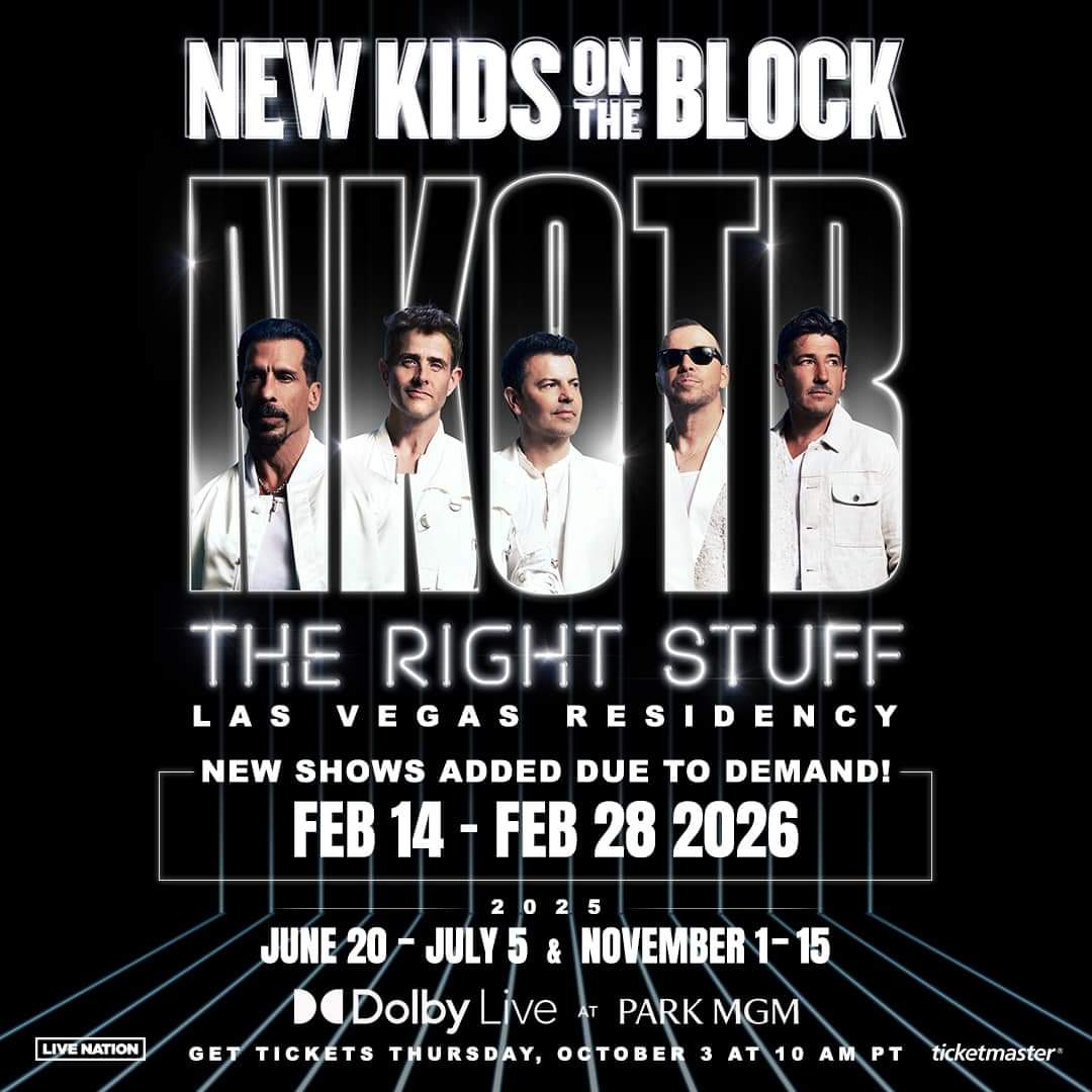 smittenique's tweet photo. Omg! @NKOTB never tours on my birthday! One year, Jordan toured in 2012.  There were 20-30 of us at a show in Helotes at a BBQ place on my birthday. It was amazing! Now, I need to add my birthday to my '25 tour shenanigans @DonnieWahlberg @dannywood @joeymcintyre @JonathanRKnight https://t.co/pZQrHtJ5VB