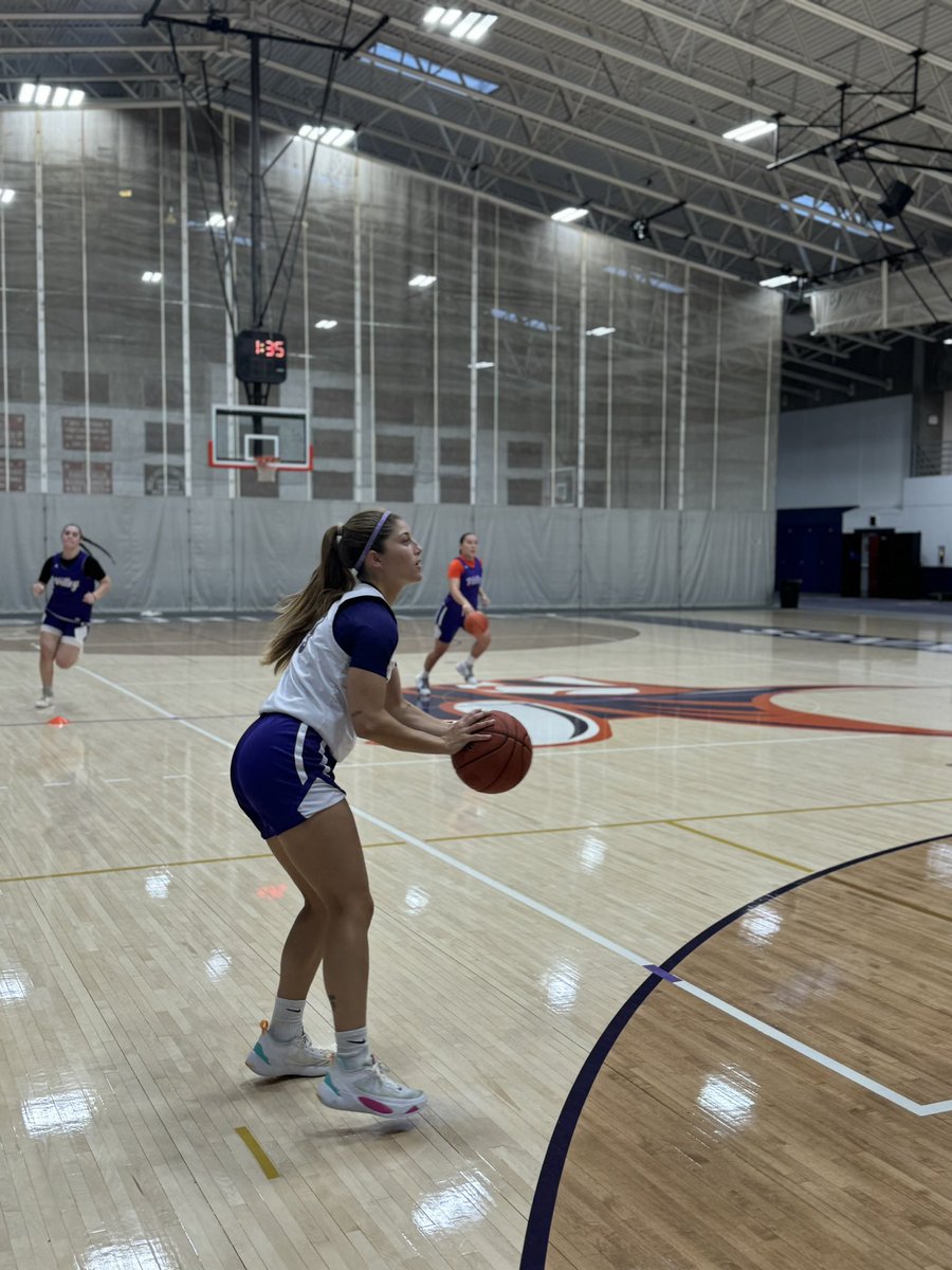 𝓦𝓔𝓔𝓚 𝓞𝓝𝓔 ✔️

#valleywillroll #mvc #heartofamerica #naia