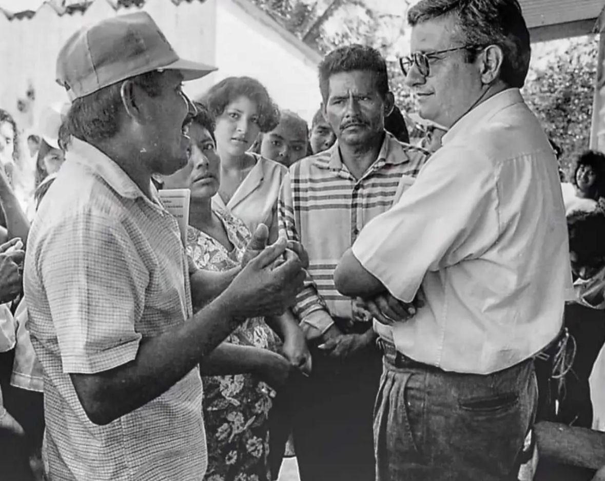 PartidoMorenaMx's tweet photo. Gracias por devolverle la dignidad al pueblo de México, presidente @lopezobrador_.

Amor con amor se paga siempre. ❤️ https://t.co/jaFN50M7yc