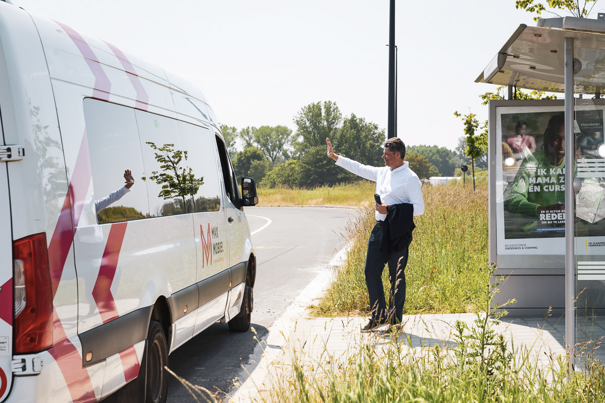 #EilandZwijnaarde nu ook in weekends bereikbaar! Neem vanaf 5 oktober de bus naar het werk:
➡️ 5.30u
⬅️ 16.30u

#MaxMobiel