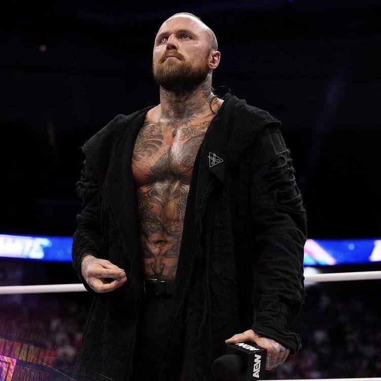 WrestlePurists's tweet photo. WWE has been wanting to get Malakai Black back.

- WON https://t.co/8XTYYflW7g
