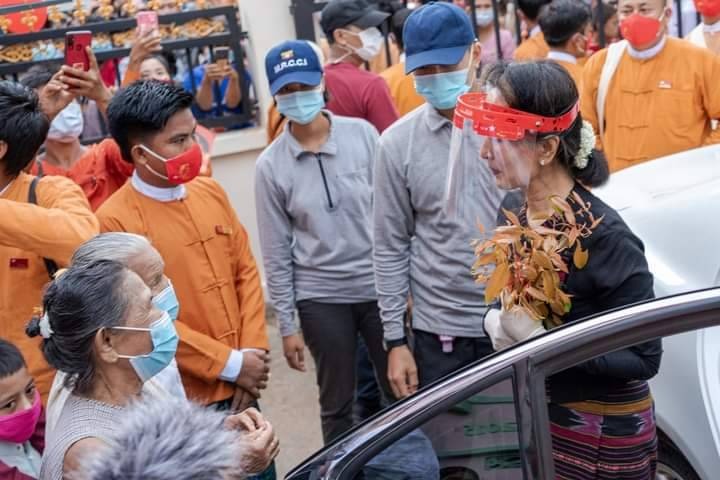 MizzimaNews's tweet photo. စစ်ကောင်စီက ပါတီဝင်၁၀၇ဦးကိုသတ်ဖြတ်ပြီး လွှတ်တော်အမတ်နှင့်ပါတီဝင် ၁၅၀၀ ကျော် ဖမ်းဆီးထားဟု NLD ပြော
(ဓါတ်ပုံ - Chair NLD Facebook)
#NLDပါတီ
#စစ်ကောင်စီ
#HRDT-NLD
Website Link >> https://t.co/SeXli2g0Lw
------------------------ https://t.co/aXe6zBCZIe