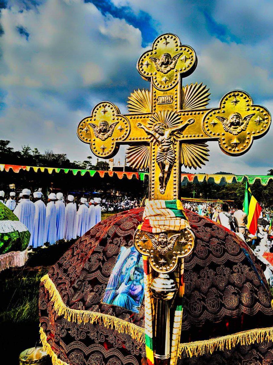 jamilam567's tweet photo. ✝️በስመአብ  ወወልድ ወመንፈስ ቅዱስ አሐዱ አምላክ  እንኩዋን  ለብርሃነ  መስቀሉ  አደረሳችሁ  አደረሰን
✝️መስቀል ኀይልነ 
✝️መስቀል ጽንዕነ
✝️መስቀል ቤዛነ 
✝️መስቀል መድኃኒተ ነፍስነ
አይሁድ ክሕዱ ንህነሰ አመነ 
ወእለ አመነ በኃይለ መስቀሉ ድኅነ https://t.co/wu1bysZt3M