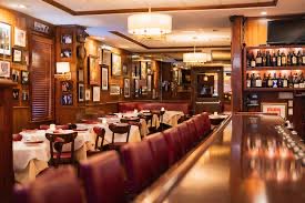 MrTopStep's tweet photo. #ChicagosFinest #GeneGeorgetti  #RIP #TonyDurpetti 

Old-school Chicago steakhouse serving meat, seafood & Italian specialties in a traditional setting. 

My grandfather started going there when the restaurant opened and we have been going there ever since. Tony was the head “Guy” and always took care of the customers and he could be seen putting on an apron and cleaning tables so we could seat people as quickly as possible. He was one of the nicest men I’m sure all is Italian buddies and customers he’s known throughout his tenure will be waiting for him at the Pearly Gates. You will surely be missed Tony!!