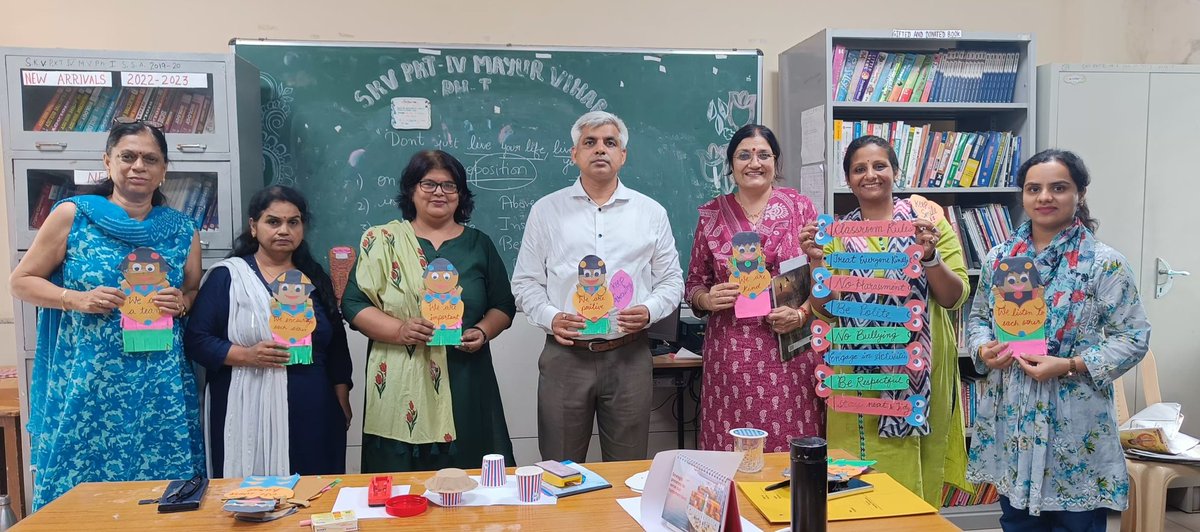 DrPoonam_doe's tweet photo. "🌟Turn your exam break into a festival of fun learning!" 
@skv_ph

Joyful activities that will refresh your mind &amp; build your vocabulary.

Ready to play with words🙋
Logophile 🧑‍💻 
ELEPHANT✓
AEROPLANE✓ 
WORD PYRAMID✓ 
ENERGIZER✓
#LearnWithJoy
#ExamBreakFun #VocabularyBuilding https://t.co/m7N3LPYhtx