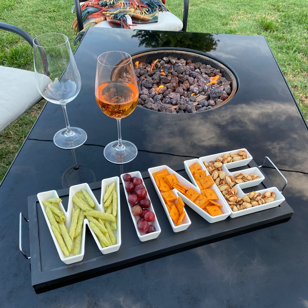 redvanillahome's tweet image. 🍺 Beer or Wine? 🍷 Which one are you?

Our Vanilla Serve BEER &amp;amp; WINE serving dishes with a sleek black tray are perfect for any gathering. l8r.it/GNxS

🍻🍇 Comment below! 👇

#BeerOrWine #EntertainingEssentials #RedVanillaServeware #HostInStyle