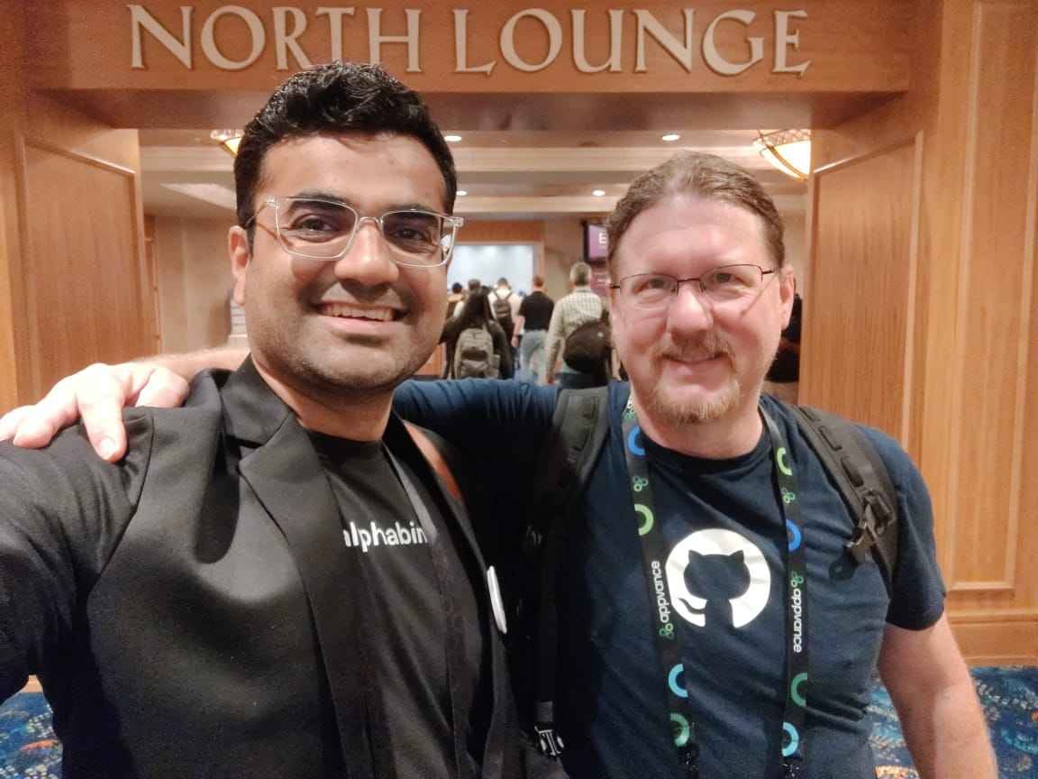 prat3ik's tweet photo. ✨Software testers & experts have gathered at #starwest conference!
Had an amazing time connecting with @peckjon.
@alphabin_ helps clients achieve continuous delivery and integration of high-quality products. 💻
#starwest2024 #softwaretesting #automationtesting #ai #alphabin https://t.co/9M2U3RRWRH