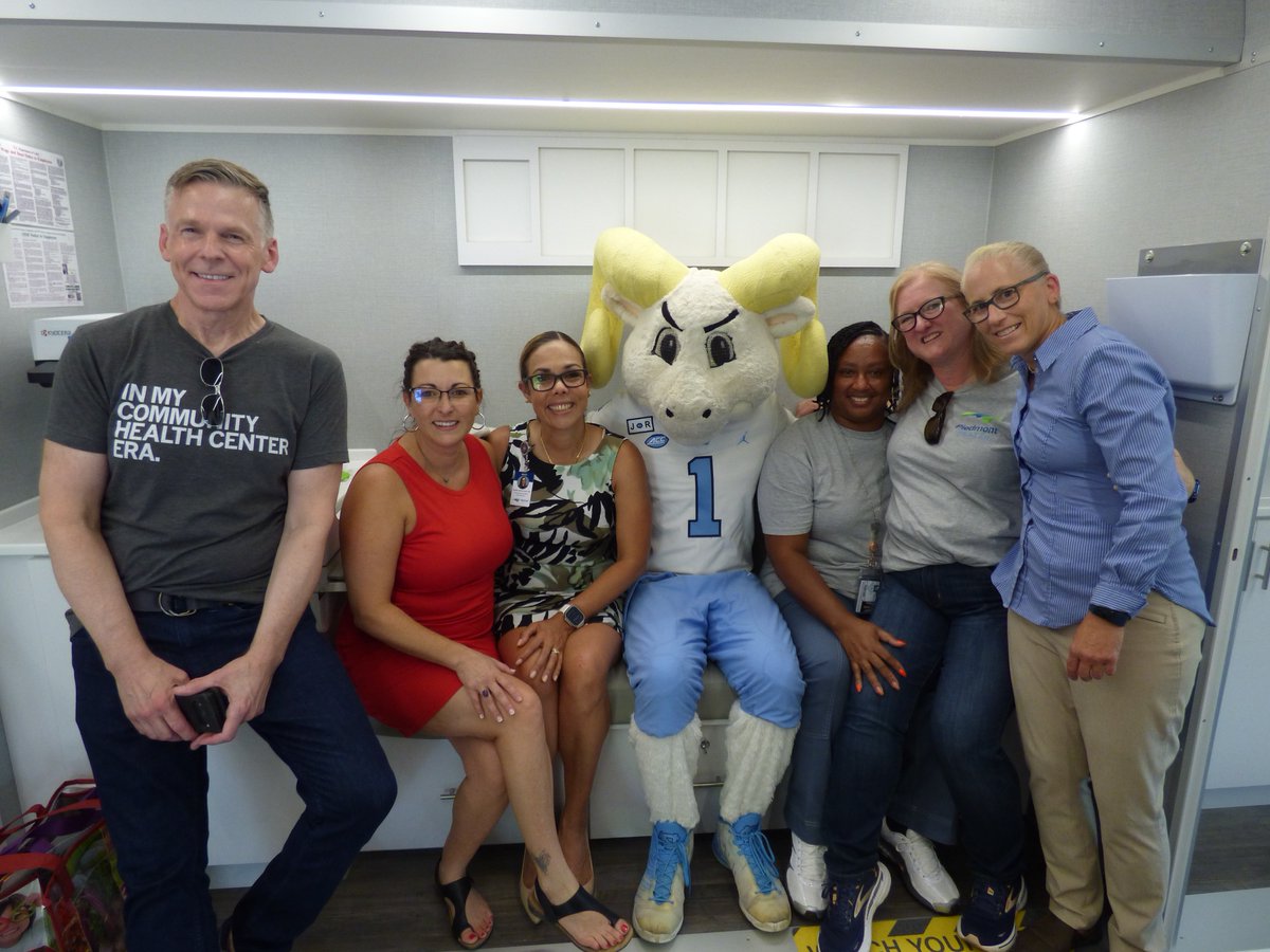 PiedmontHealth_'s tweet photo. Celebrating National Hispanic Heritage Month with a spotlight on our team! Meet our CEO Daniella Jaimes-Colina, pictured to the left of Rameses. Daniella, a tequeños fan, avid scuba diver, and dancer, has been leading Piedmont for the past 8 months. 

#PHSPride #HispanicHeritage https://t.co/lwNFX5RnHT