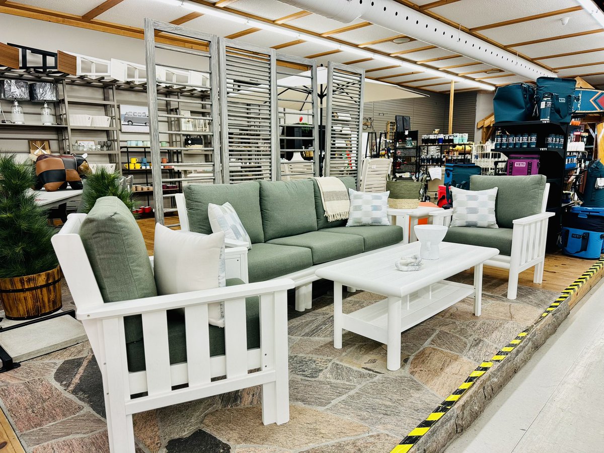 There's something magical about fall in Muskoka—the vibrant colours, cozy scents, &amp; great company! Elevate your hosting with our stunning patio furniture designs 🍂✨ 

#MuskokaMagic #PatioStyle #IndianRiverTradingCo #YourCottageLifestyleStore
