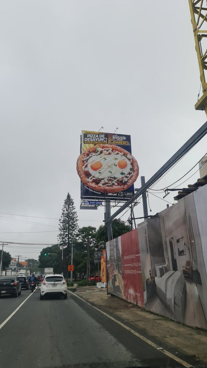 Nadie, en serio nadie:
Campero gt: