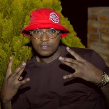 Mavo999's tweet image. K.I.N.G OF NY city that me nigga 
Nyamirambo niho mvuka nyarugenge niyo ndapa na Mama niho aturuka data ajya kumuneya Hari ibihungu byinshi kw&apos;isi nakwiye kuba ariho namanukiye men Wenda tuvuge state new York cgwa Paris.
#Pfla #mycity 🔥

 Niba ukunda HIP HOP kubita Verse hano 👇