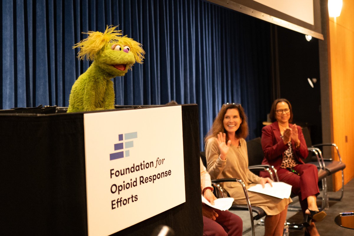 FOREfdn's tweet photo. This past week, we brought together over 100 of our #FOREgrantees (as well as some special guests!) in Washington, DC, who are working across the country to address the #opioid and #overdose crisis. We are feeling so grateful, optimistic, &amp; energized! Thanks for a fantastic week! https://t.co/vGP9gdBaRA