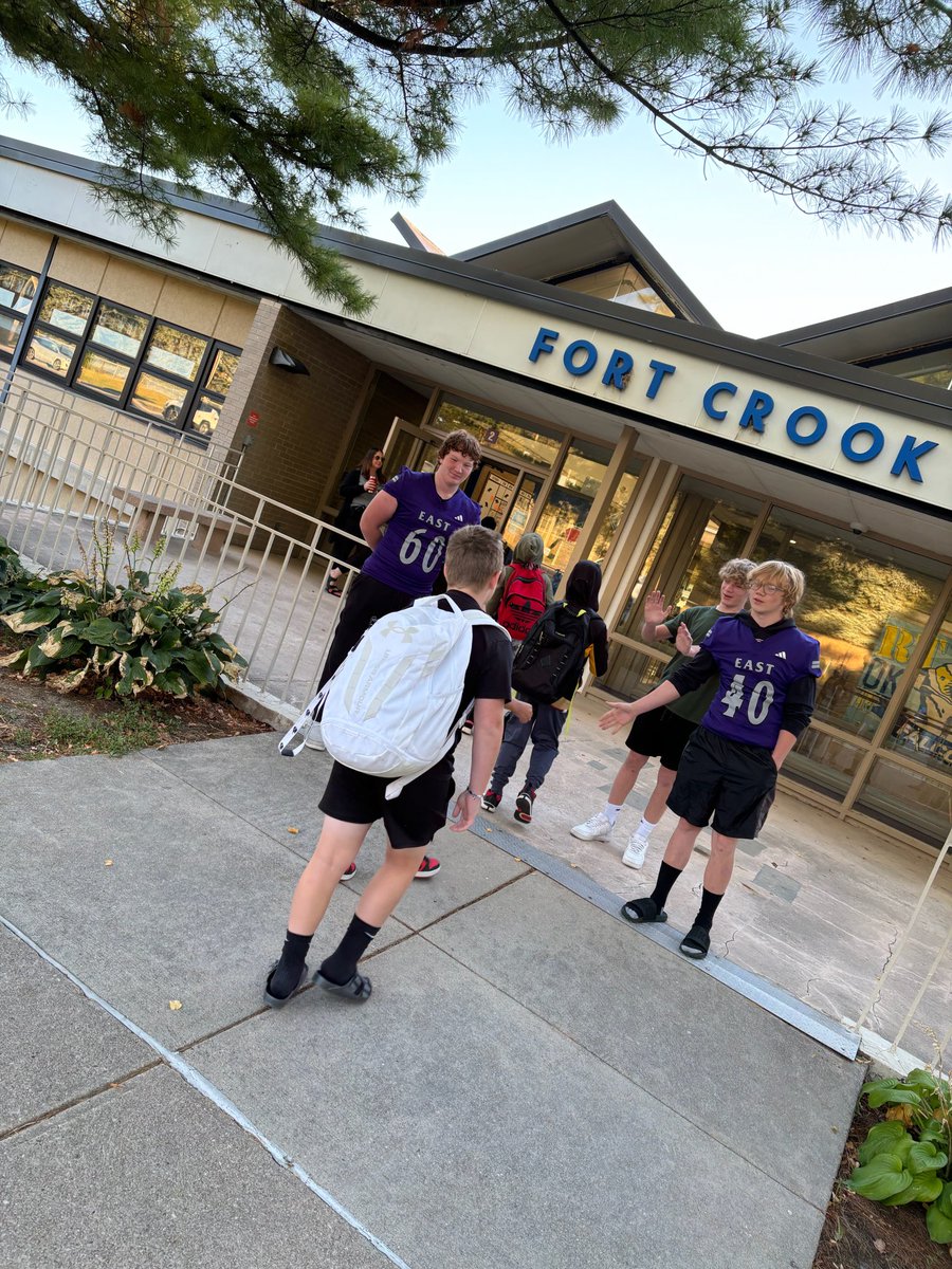 Fort Crook Falcons tweet media