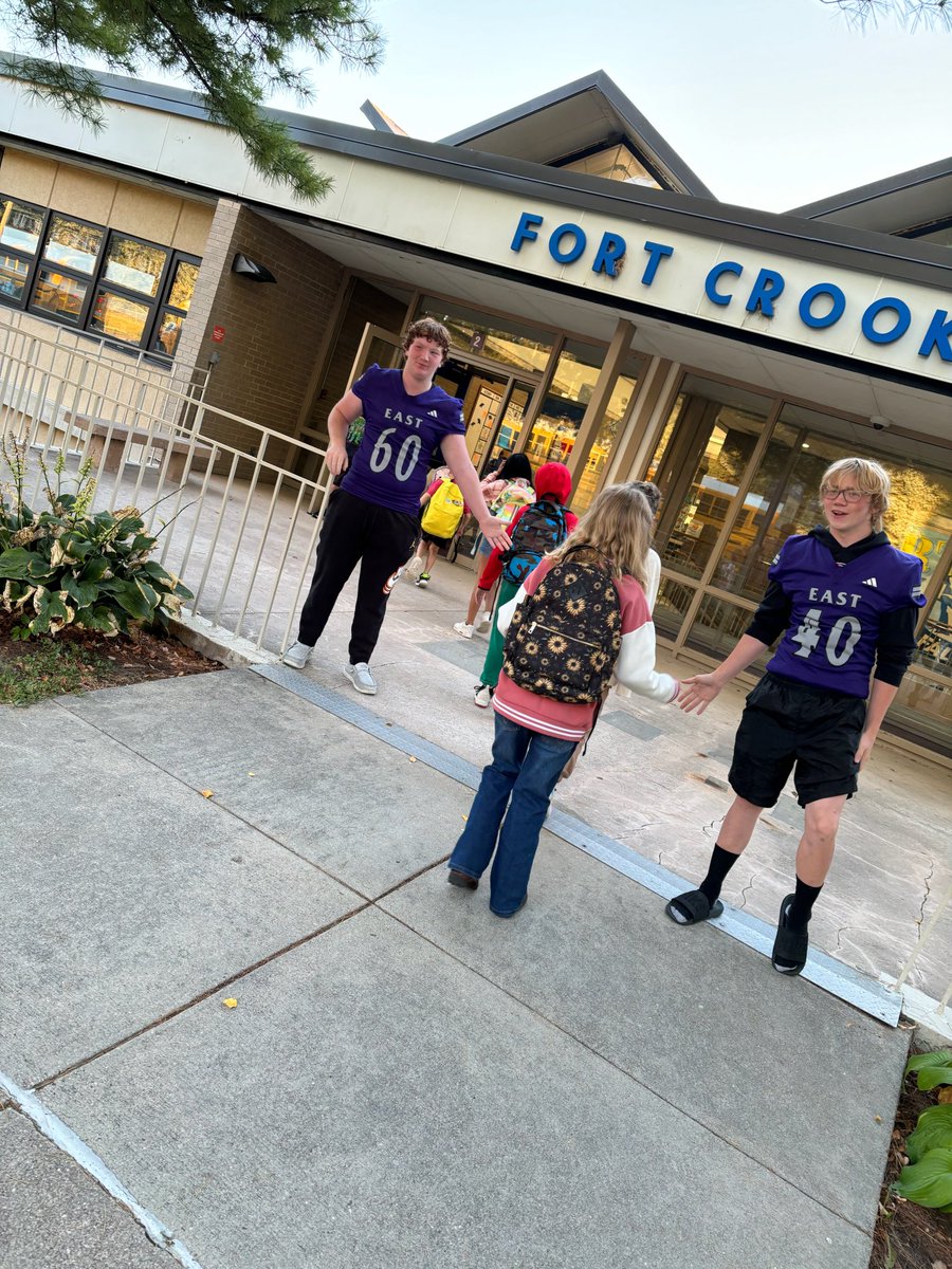 Fort Crook Falcons tweet media