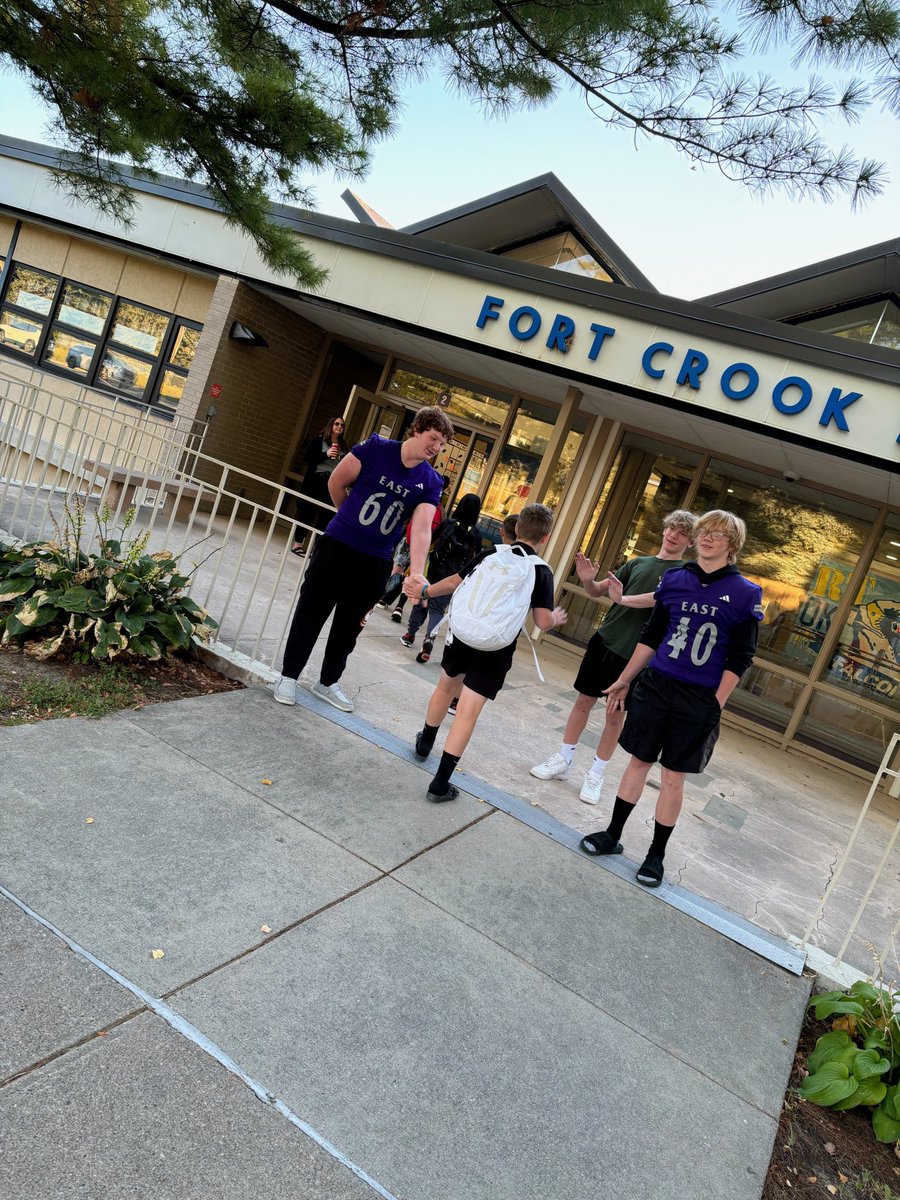 Fort Crook Falcons tweet media