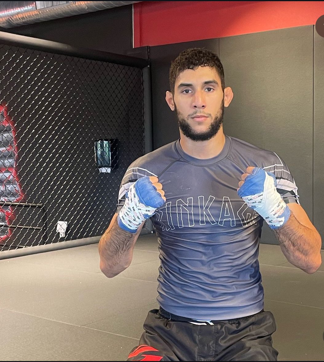UFN_FR_'s tweet photo. 9. Farès "Smile Killer" Ziam 🇫🇷
📺 Le 19 novembre 2016 lors du #LFC7 Farès "Smile Killer" Ziam 🇫🇷 (4-1-0) s’imposait par un high kick au premier round face Damien "The Walking Dead" Lapilus 🇫🇷 (13-6-1)
#MMA | #LFC7 | #LFC https://t.co/TzyuILx8Lh