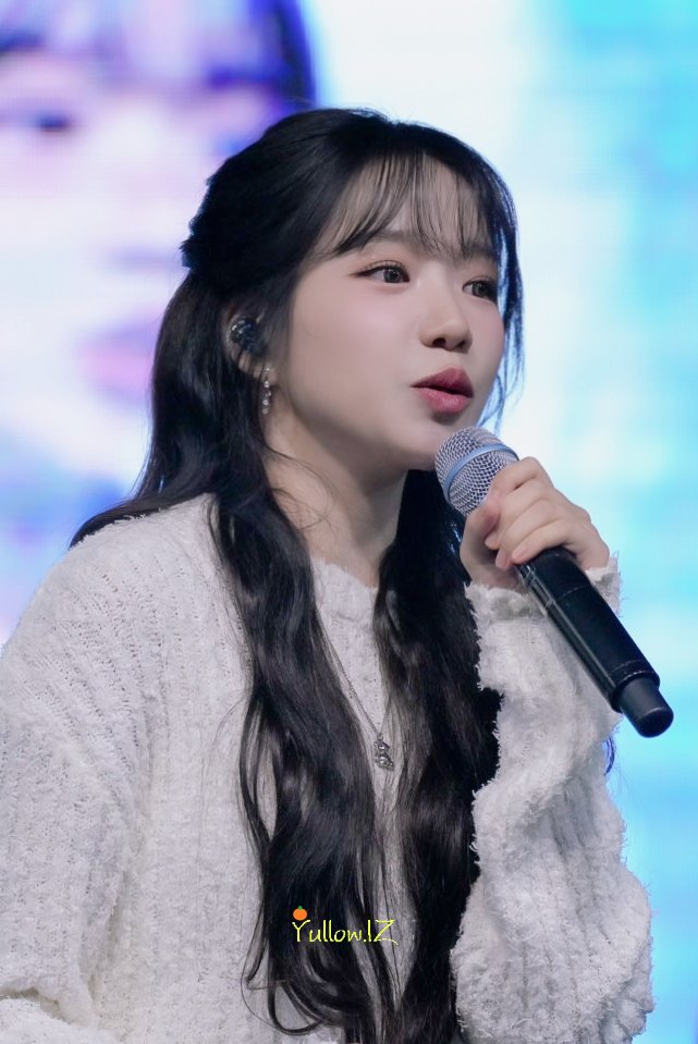240927 유리 🐶

#JOYURI 
#조유리 
#チョ・ユリ
