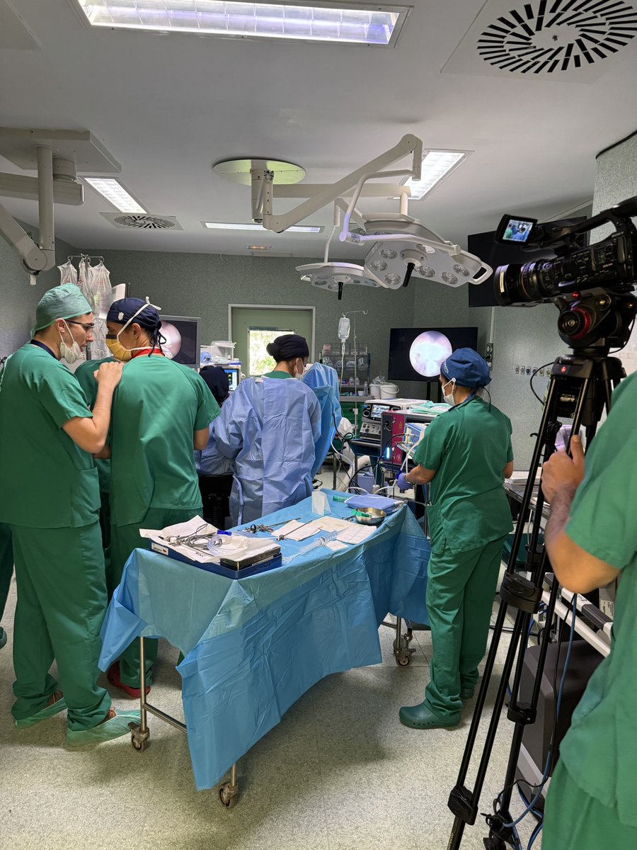 MALLET richard (@malletr) on Twitter photo Thanks to <a href="/dr_romero_otero/">Javier Romero Otero</a> and all his amazing team for this live surgery session with <a href="/Rochejeanbapti2/">Roche jean-baptiste</a> and <a href="/scoffonecesare/">scoffone cesare</a> #ThuFLEP #HoLEP #ILUTS Thanks to <a href="/dr_romero_otero/">Javier Romero Otero</a> and all his amazing team for this live surgery session with <a href="/Rochejeanbapti2/">Roche jean-baptiste</a> and <a href="/scoffonecesare/">scoffone cesare</a> #ThuFLEP #HoLEP #ILUTS