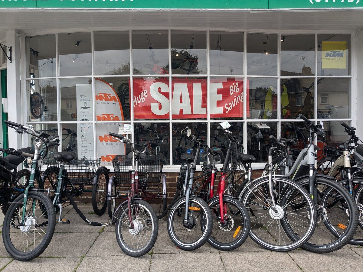 emotionevc's tweet photo. Don't miss our huge sale with up to 50% off on accessories, cycle jackets and ebikes! https://t.co/aOFIIGK2l7
