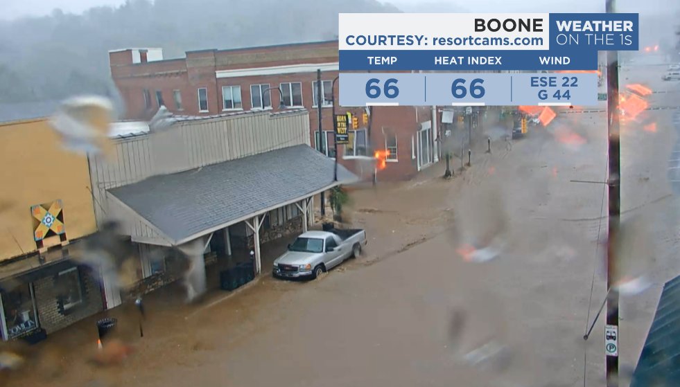 Horrible in Boone.... King Street is inundated with rapidly moving floodwaters evident. #ncwx #wncwx #boonewx