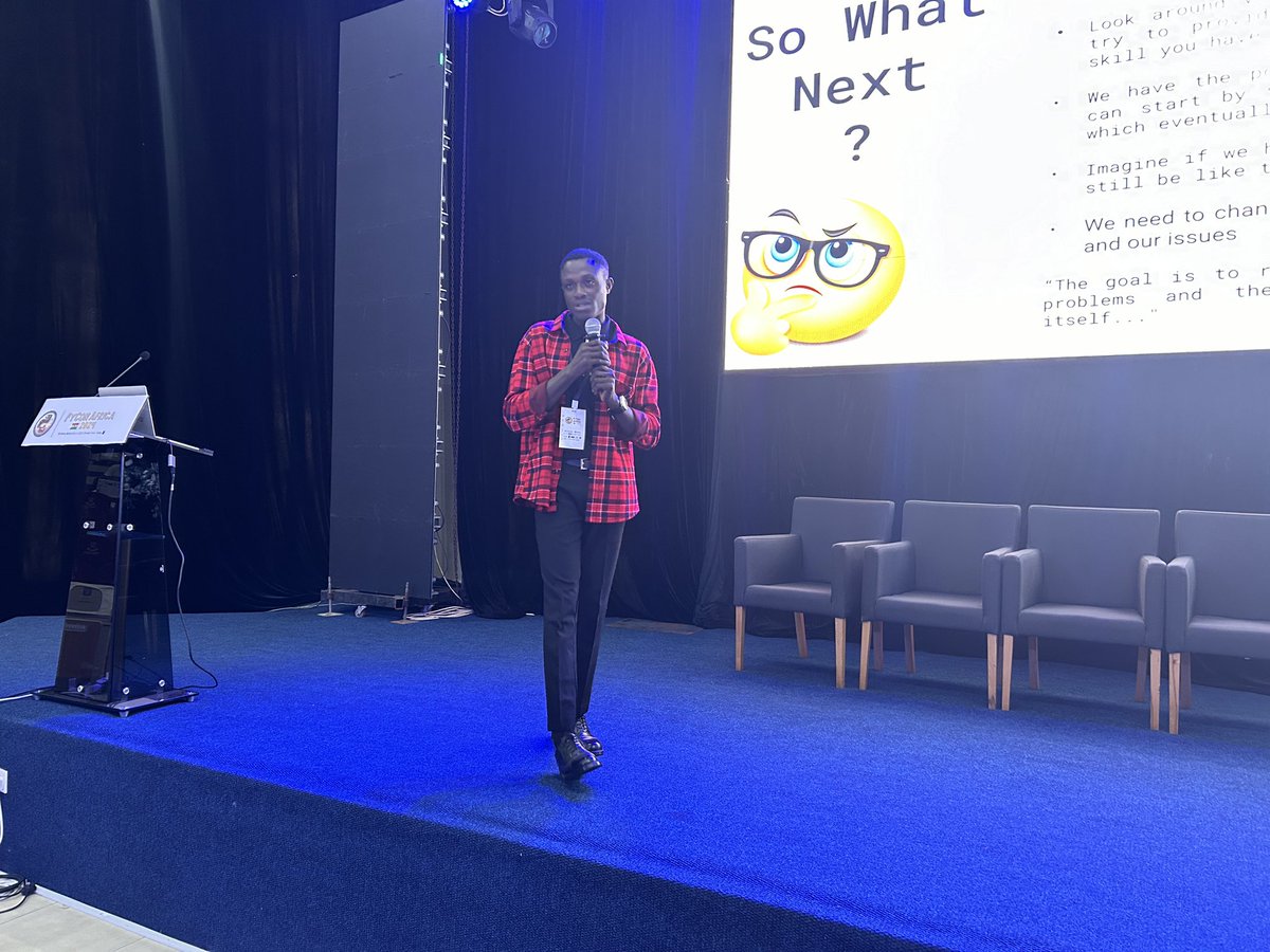 PyGctuAccra's tweet image. How can we use Ai to solve issues  in agriculture? 
A great talk with @etukudodaniel4 
We should prioritize our self in building Africa 💯🔥
“Do not purse money , but rather the problems that purses the money”
#PyConAfrica2024 @pyconafrica 
@BlcvkMan