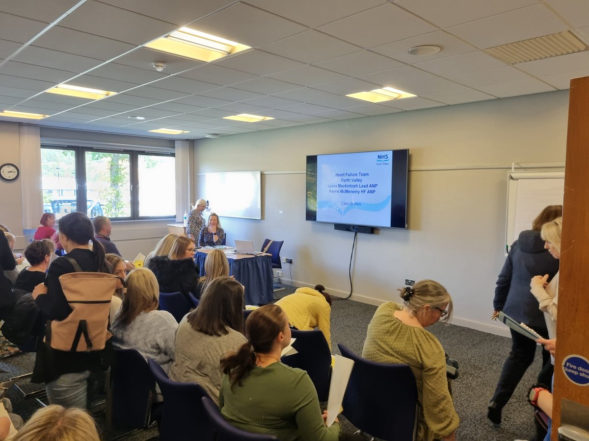Forth Valley Heart Failure Team about to start a packed breakout session #ACAPScotCon2024