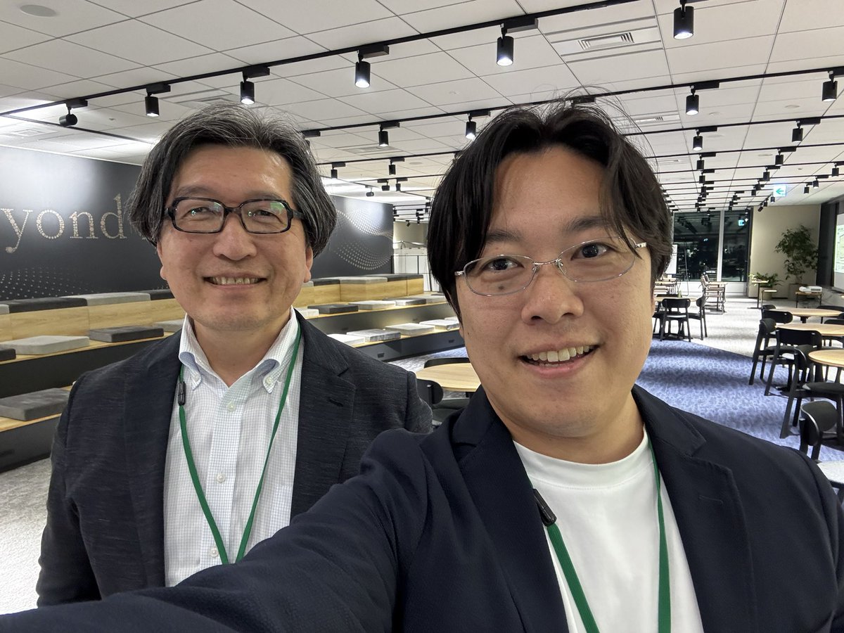 geeorgey's tweet image. 本日ついに会えました〜 with @TomookaKenji 
Party on Slackのヘビーユーザーさんです。いつもありがとうございます #fujitec