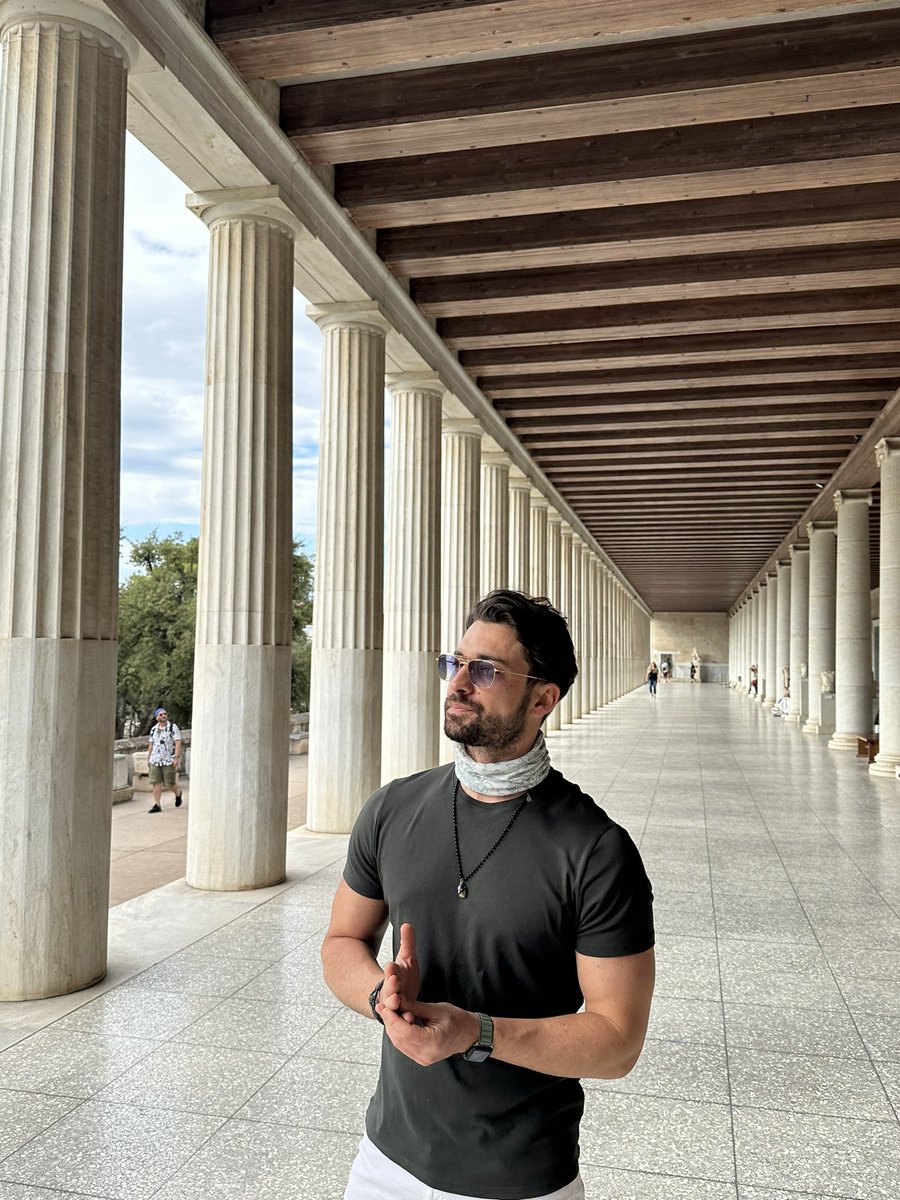 AlpNavruz's tweet photo. #Athens https://t.co/5lpAKBlZxX