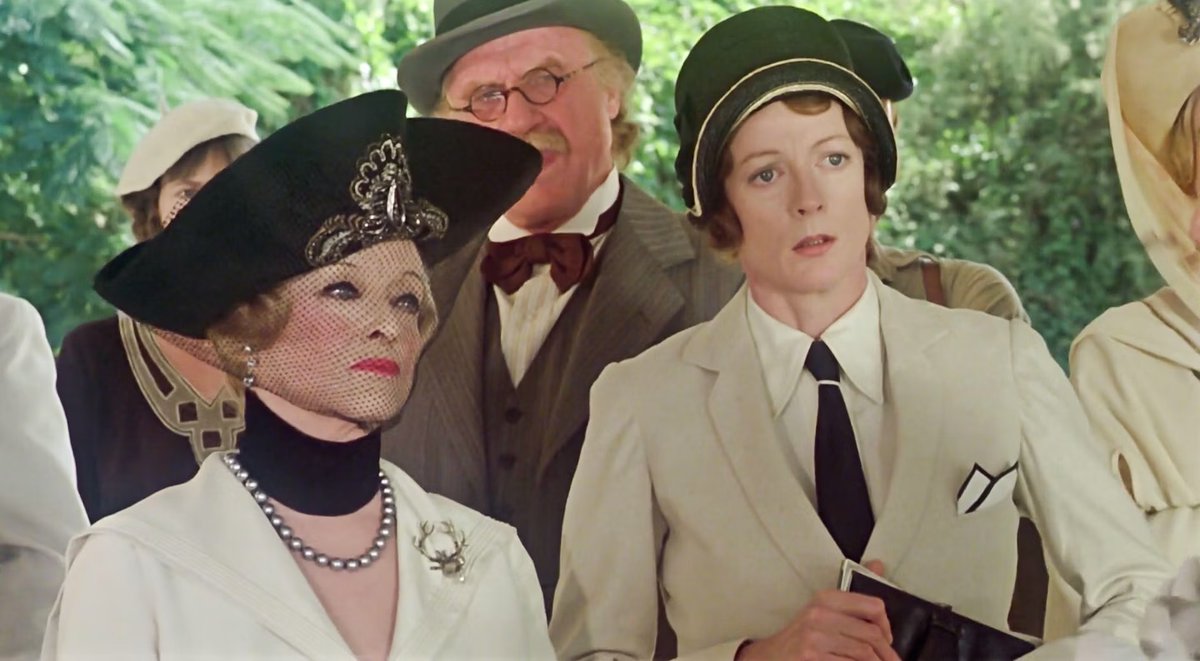 Maggie Smith in Death on the Nile appreciation post