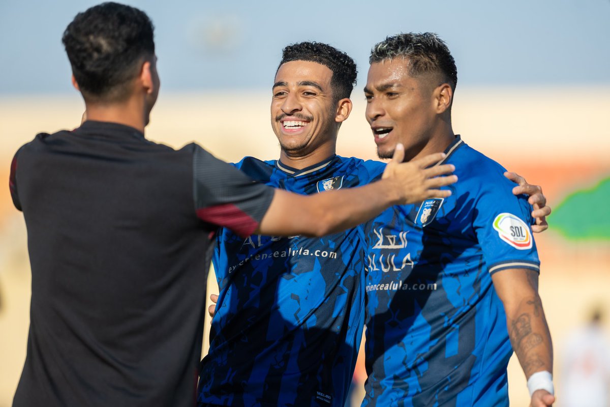 AlUlaclub's tweet photo. فرحة الهدهود بالهدف الافتتاحي للمباراة 🐆⚽

#العلا_عرعر
#نحن_العلا
#نادي_العلا https://t.co/XiVT4OYcCV