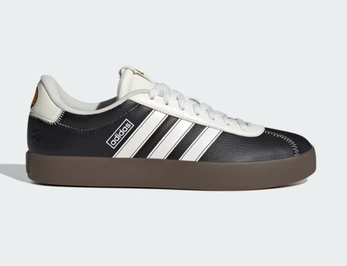 snkr_twitr's tweet photo. AD: ALMOST LIVE
adidas 'Dia De Los Muertos' Collection

Champs 
Samba
Black https://t.co/ZBHroYNUvc
White https://t.co/76kfzqcE1C

Shiekh
Crazychaos 2000 https://t.co/VgKOMccOin
VL Court 3.0 https://t.co/cCLmOsvUEZ https://t.co/kbHC7nSZQr