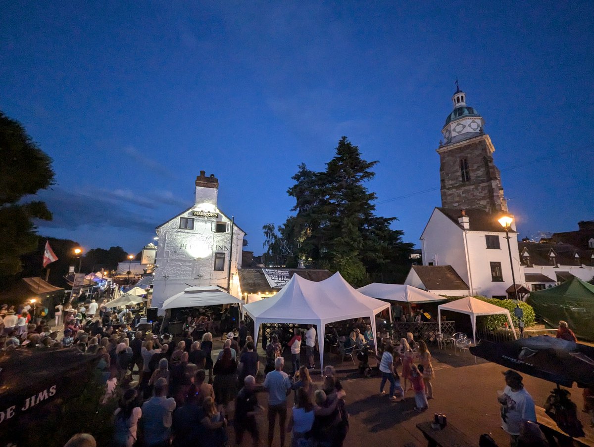 ArfHighway's tweet photo. We were delighted to be appointed as the Upton Blues Festival’s event traffic management contractor again. As always, the festival’s popularity remained undiminished, attracting thousands of visitors while they were all able to enjoy the event safely and securely. https://t.co/sNTkLfkmXr