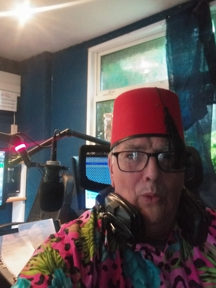 <a href="/KentBuffsIC/">Kent Buffs IC</a> <a href="/FinleysTouch/">Finleys Touch 💚</a> I  coping well....