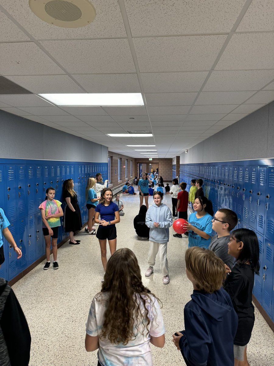 TimSukalski's tweet photo. WEB Day this morning at RMS! 8th grade leaders connecting with 6th graders. #AHSchools @AHRoosevelt https://t.co/HX5BiQzXED