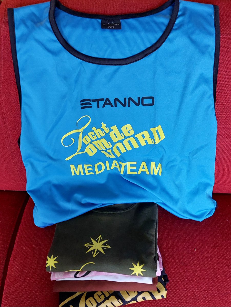 Tocht om de Noord (@tochtomdenoord) on Twitter photo Ook #mediateamtodn is er klaar voor! Meestal herkenbaar aan de bekende mediahesjes, je kunt ze zomaar op verschillende afstanden of aan de start/finish tegenkomen. <a href="/Middengroningen/">Midden-Groningen</a>, Angelique, Wiep, Jan, George, Anne-Mieke, Nina, Esther, Aukelien, Ooldrik en Niko #todn24 Ook #mediateamtodn is er klaar voor! Meestal herkenbaar aan de bekende mediahesjes, je kunt ze zomaar op verschillende afstanden of aan de start/finish tegenkomen. <a href="/Middengroningen/">Midden-Groningen</a>, Angelique, Wiep, Jan, George, Anne-Mieke, Nina, Esther, Aukelien, Ooldrik en Niko #todn24