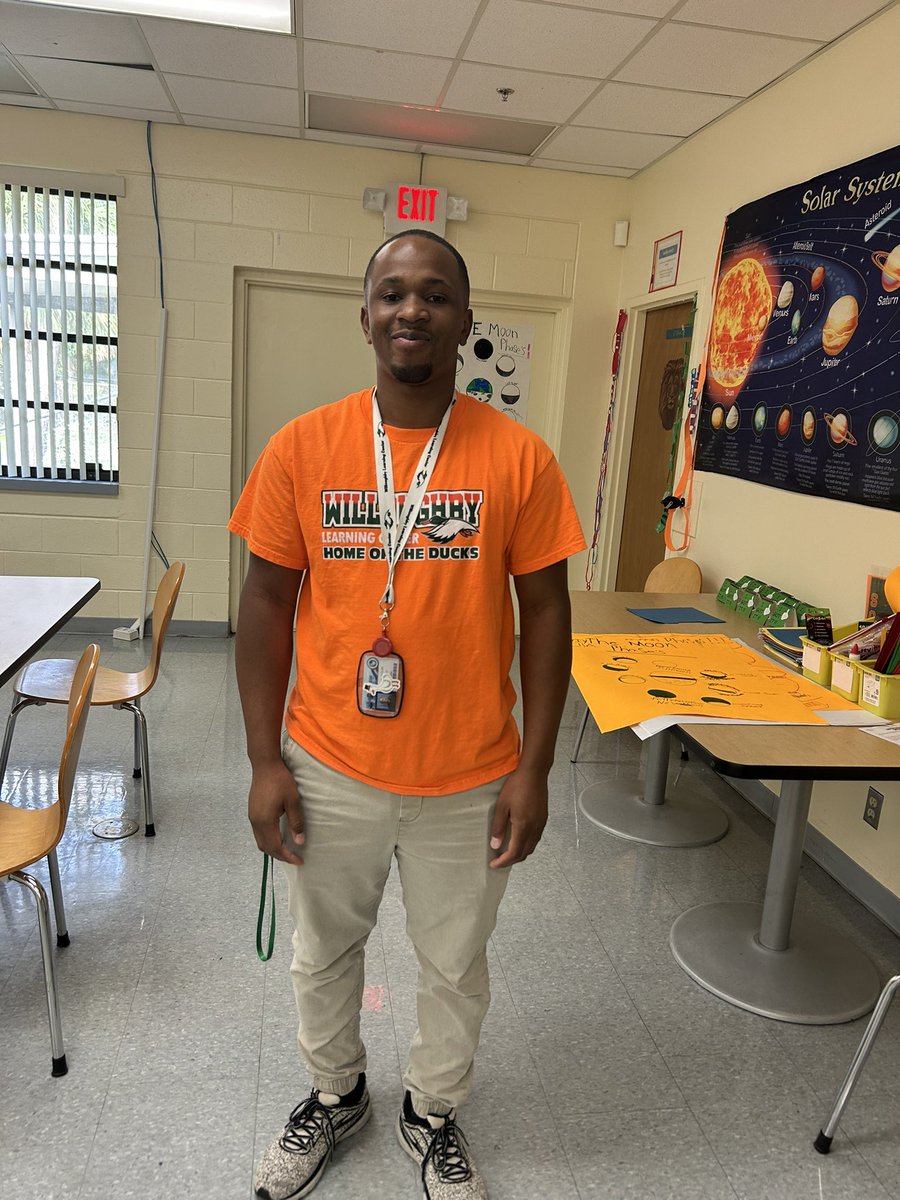 edleader1's tweet image. I love the work Principal Stull is doing at WLC! Incorporating supportive academic environments that make students love being a duck! Mr. Evien is doing amazing work in Science. Student owned anchor charts! #MCSDBetterTogether