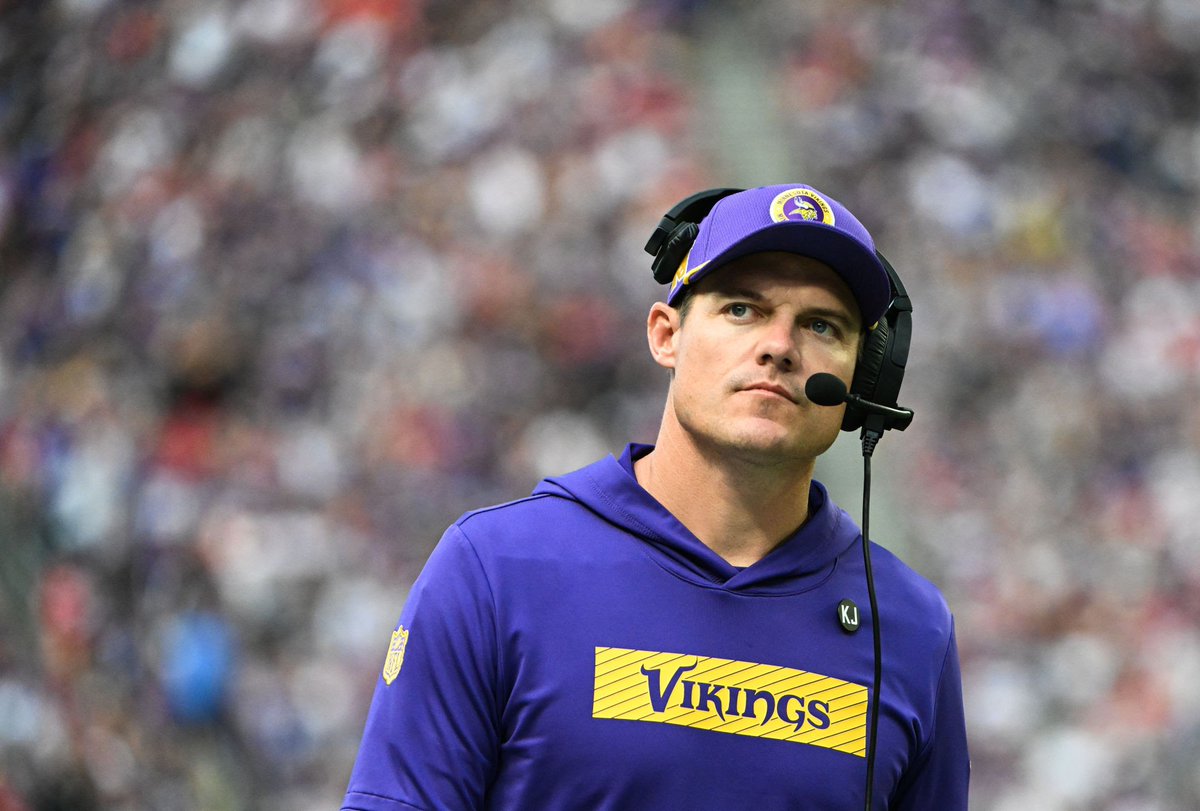 Coach Dan Casey tweet media