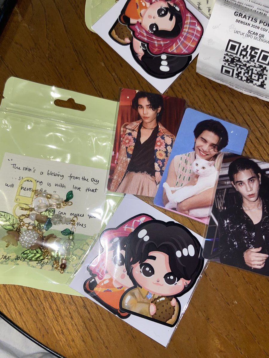 xthatxx1's tweet photo. thank you sats ♥️🥹🪐 #Engfah #Kengharit #jeffsatur #TheParadiseOfThorns @jeffsatur
pada baik baik banget pada bagiin freebies huhu 🥹♥️ https://t.co/vxUbBkDk2i