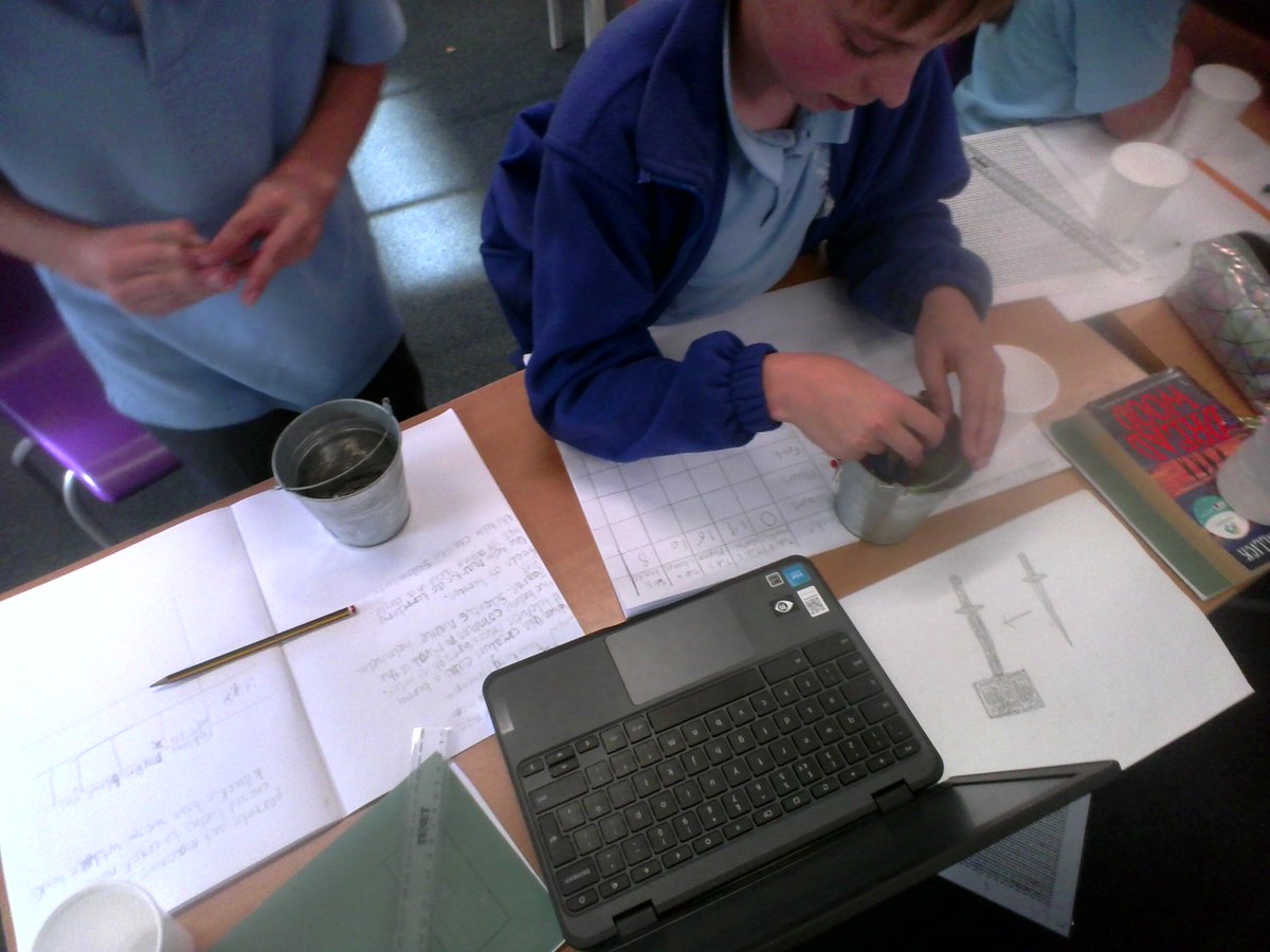 AppleySaintsCE's tweet photo. #ABASY6 Does the shape of a birds beak affect the food it can eat? We tested different shapes to see if different food was harder to pick up.
@WN6_Mums @FriendsPrimary #ABASSci https://t.co/tgsJytQ1d0