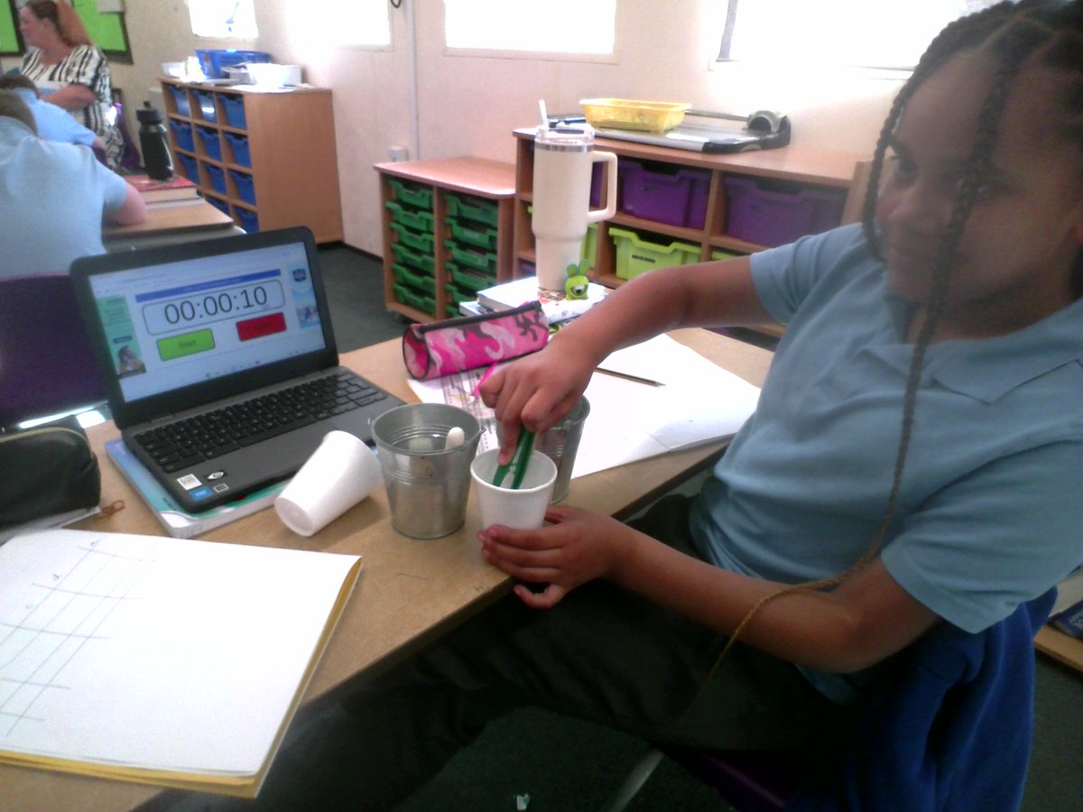 AppleySaintsCE's tweet photo. #ABASY6 Does the shape of a birds beak affect the food it can eat? We tested different shapes to see if different food was harder to pick up.
@WN6_Mums @FriendsPrimary #ABASSci https://t.co/tgsJytQ1d0
